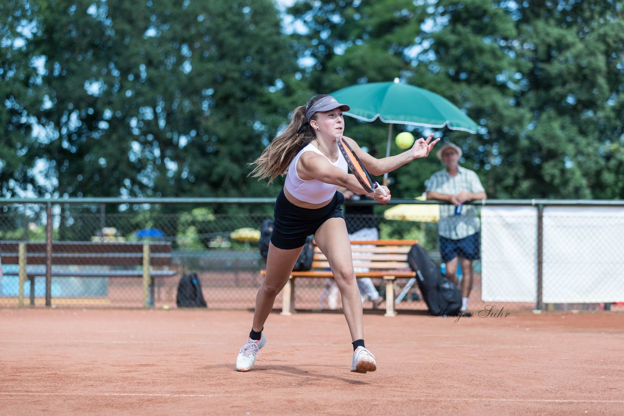 Bild 671 - VfL Westercelle - Rahlstedter HTC : Ergebnis: 2:7